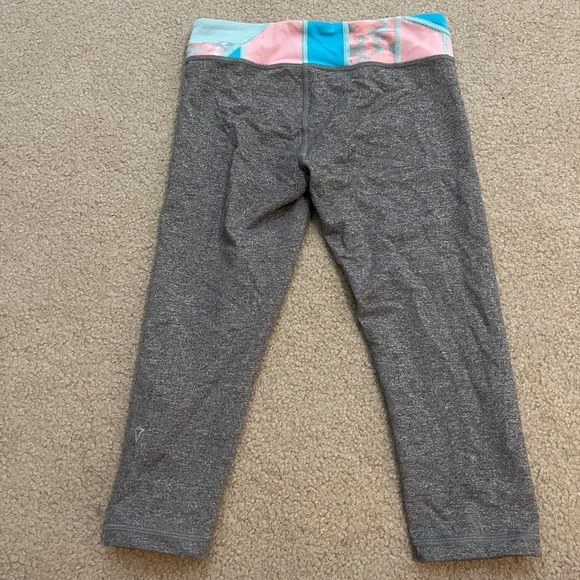 Ivivva Cropped Leggings - Picture 3 of 4